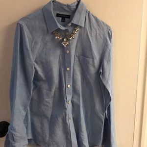 Blue Banana Republic button down shirt. Size XS.